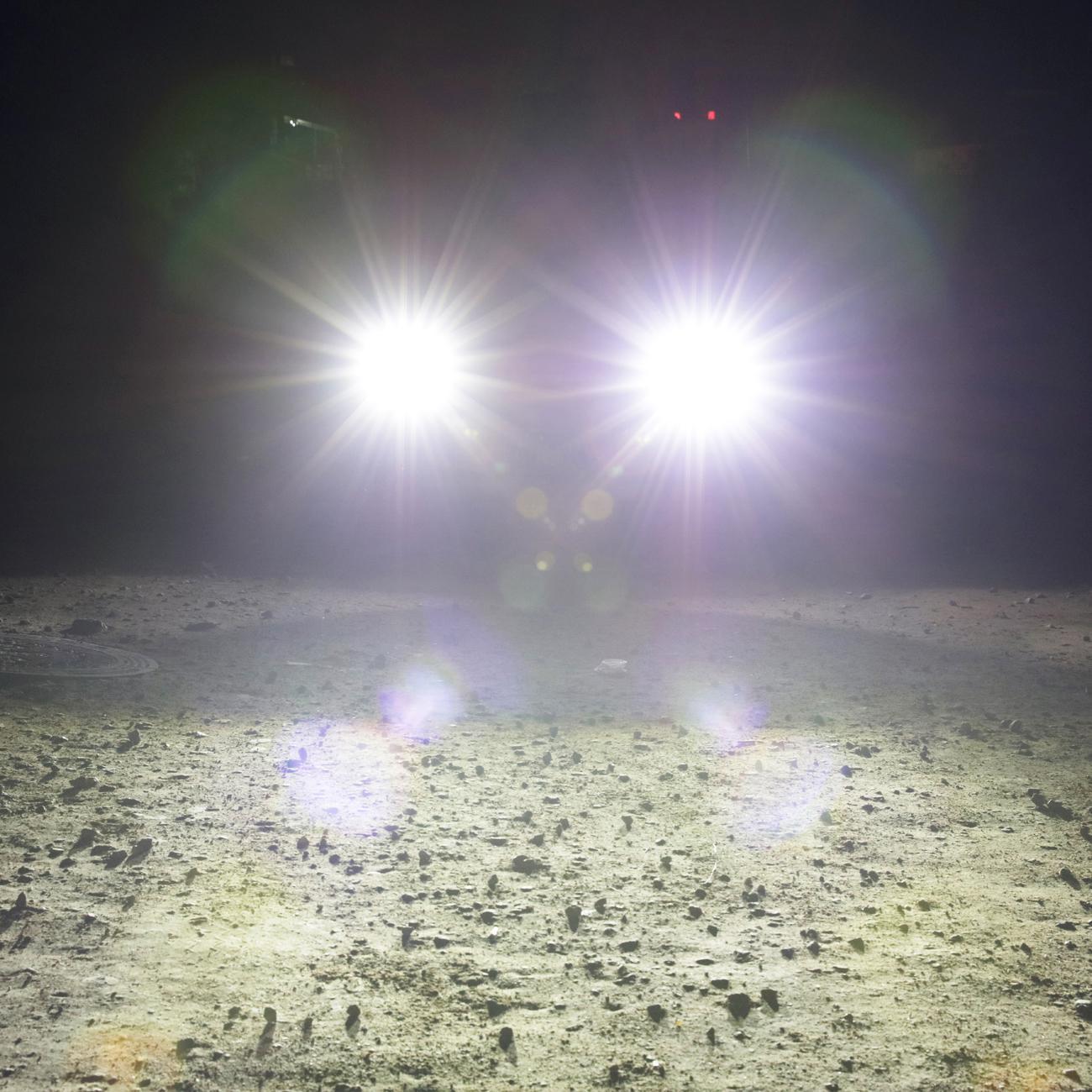 Series F-S2 9005 28W-LED Silver Edition COB Integrated Automotive Front Headlights Low End Edition